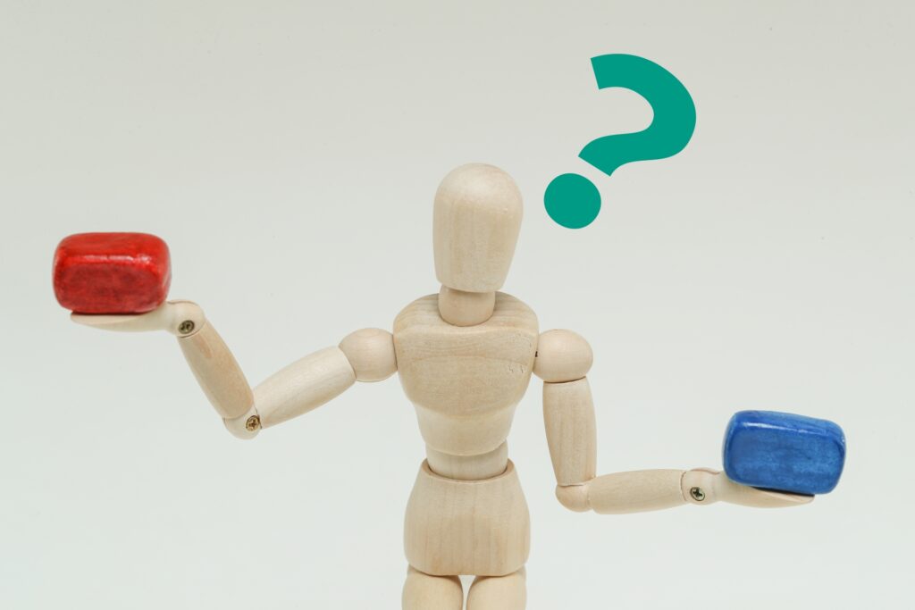 TOEICと英検の特徴や違いは？